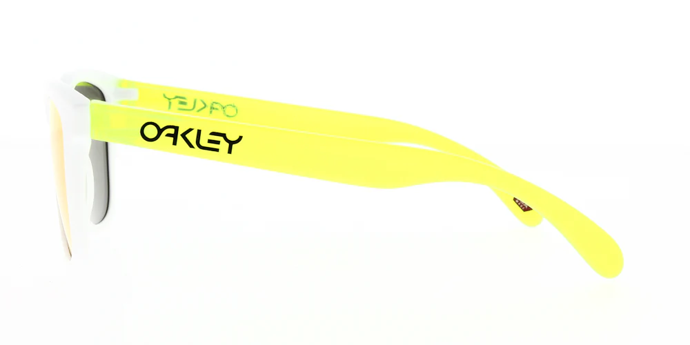 Oakley Frogskins Sunglasses OO9013 - Image 92
