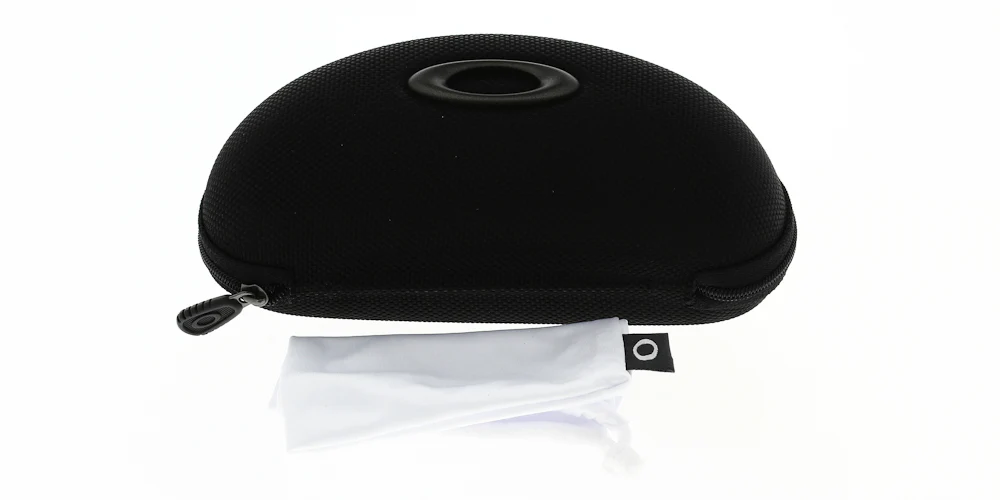 Oakley OO9295 - Image 22