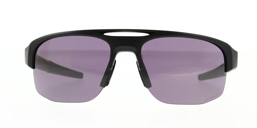 Oakley OO9424 - Image 23