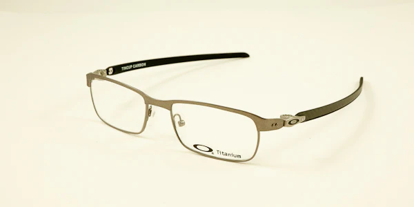 Oakley OX5094 - Image 9