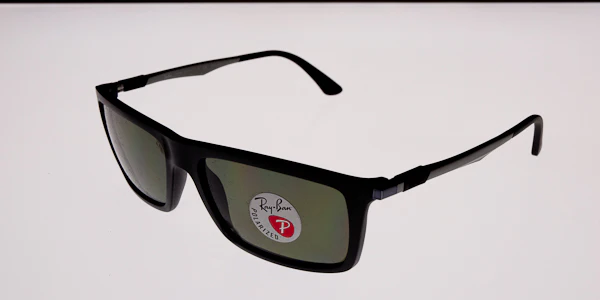 Ray Ban RB4214 - Image 4